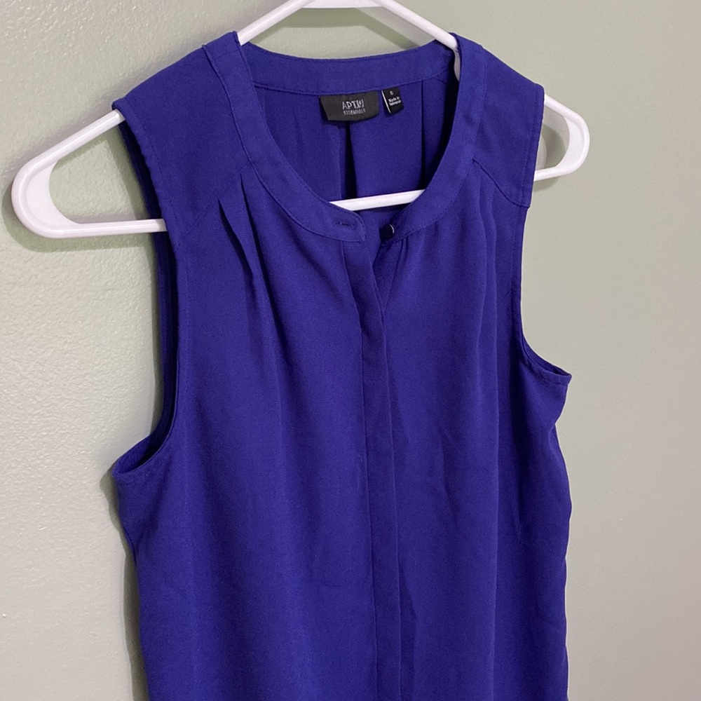 Blue Tank Top - Picture 2 of 3